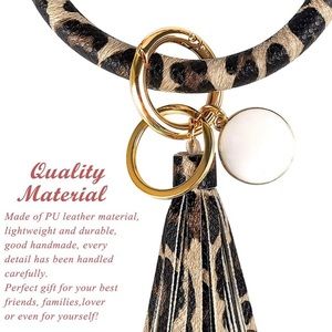 Bangle key chain with tassel